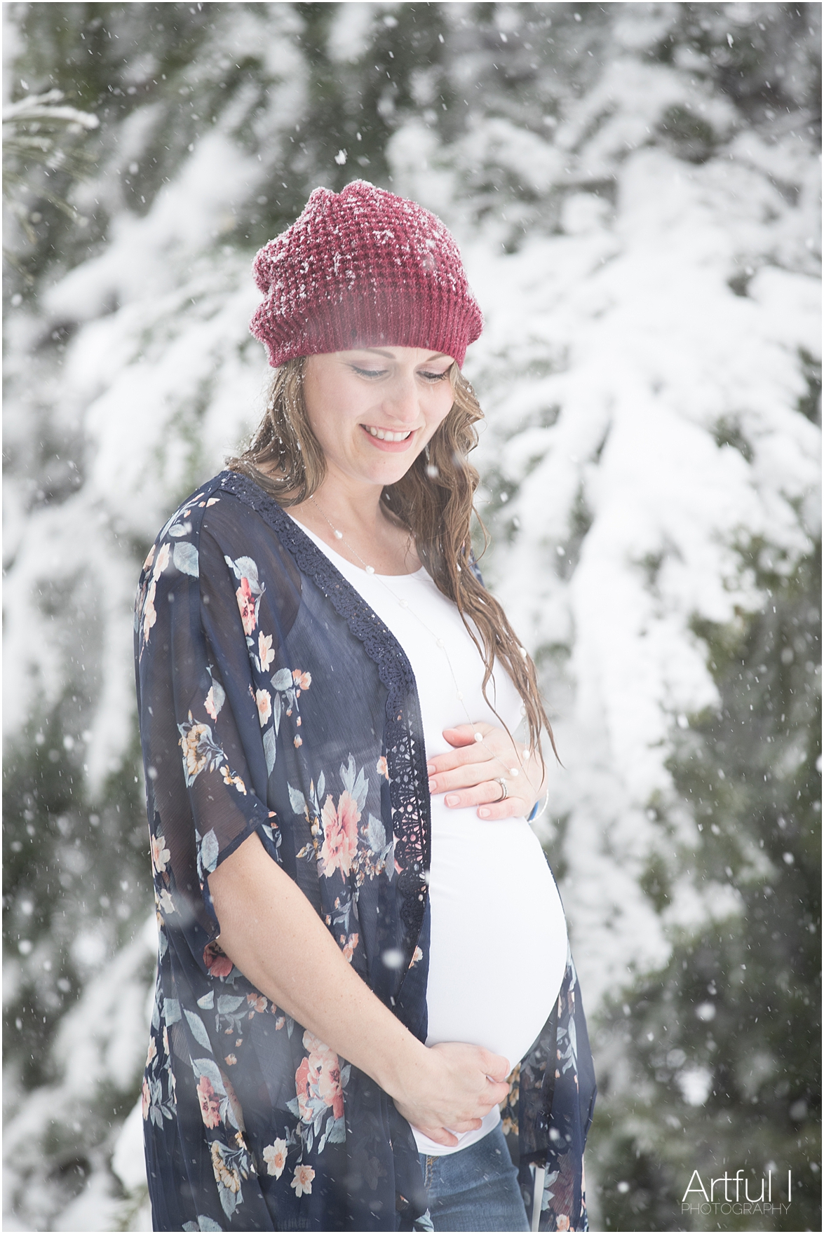 Dan & Kristy | A Spring Maternity Shoot – Artful I Photography